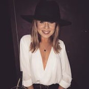 Ash Thomas's photo