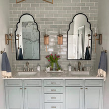 Lakehouse Master Bathroom