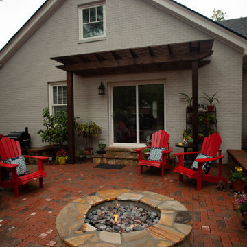 Gameday cookout & entertaining patio