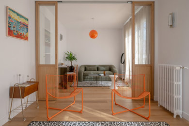 Exemple d'un salon rétro.
