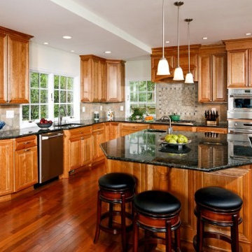 Mount Vernon Addition Ideal for Entertaining with New Kitchen and Patio