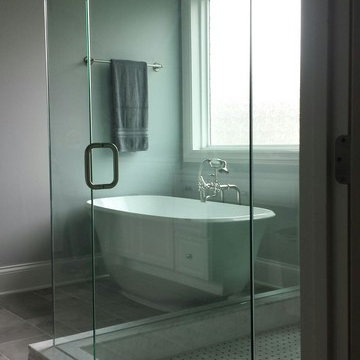 Free-Standing Bathtub