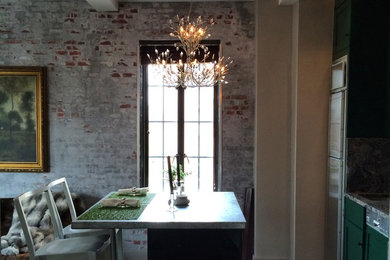 Example of a minimalist dining room design in New York