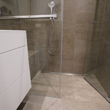 Aus einem Badezimmer wird ein Duschbad in München Perlach
