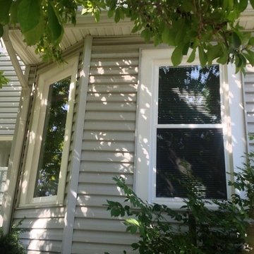 Vinyl double hung windows in a Columbus Ohio replacement project