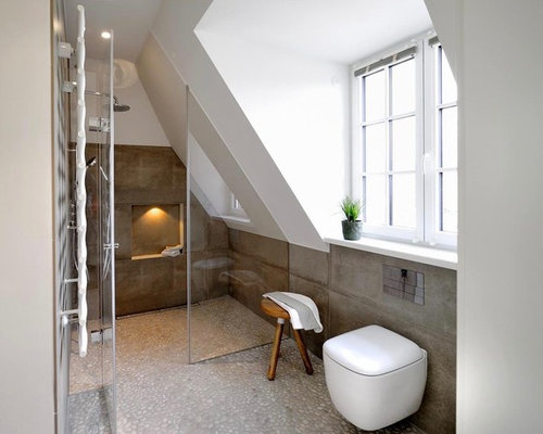 Moderne Badezimmer mit Kiesel-Bodenfliesen Ideen, Design & Bilder | Houzz