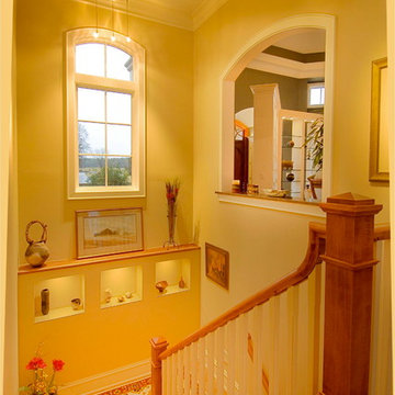 Art & Entertain Lake Home