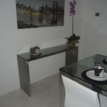 Aventura Dining Room