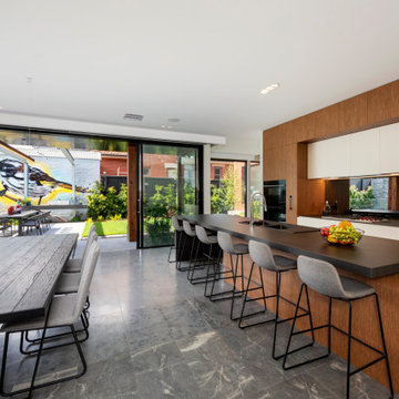 Essendon 2 storey extension