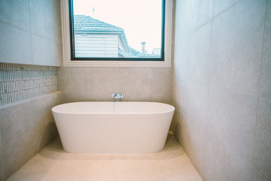 メルボルンにあるおしゃれな浴室の写真