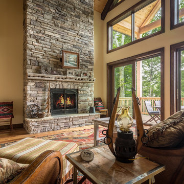 Rustic Retreat in Lost Creek