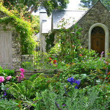 Carmel's Cottage Gardens