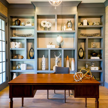Living Room/bookshelves/wet Bar
