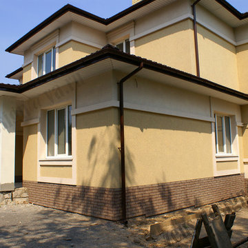 Small middterrenean residential