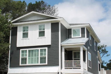 Arts and crafts exterior home photo in Richmond
