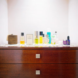 Metaphor | Chest of Drawers with 4-drawers - Dressers