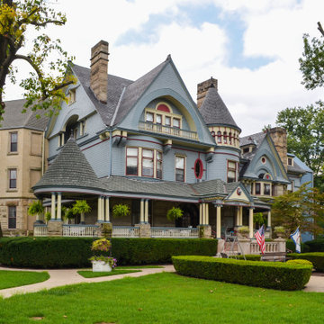 Elmhurst, The House of Friendship