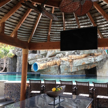 Outdoor Tiki Bars