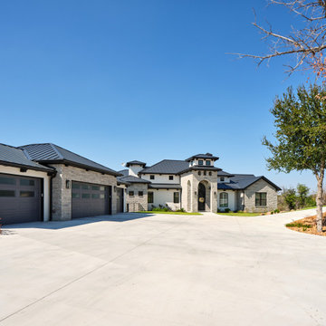 Contemporary Ranch Kingsland
