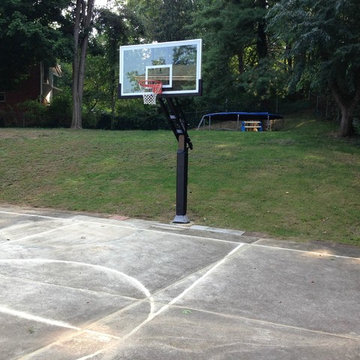 Frank L's Pro Dunk Platinum Basketball System on a 32x32 in Bethesda, ME
