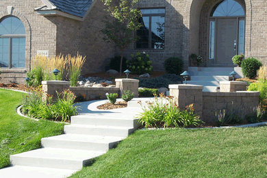 Example of an exterior home design in Minneapolis