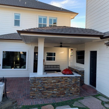 Patio & Summer Kitchen