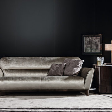 Living room with panelled walls and Signorini & Coco furniture
