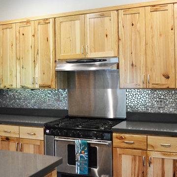 Eden Mosaic Tile Installations: River Rock Pattern Mosaic Stainless Steel Tile