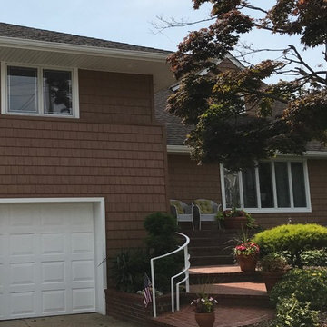 Merrick Siding - Cedar Blend Shakes with Mountain Cedar Clapboard Siding