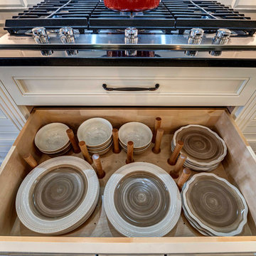 Storage for dishes