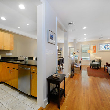 Exceptional 2 bedroom 2 bath in the Metropolitan Grand