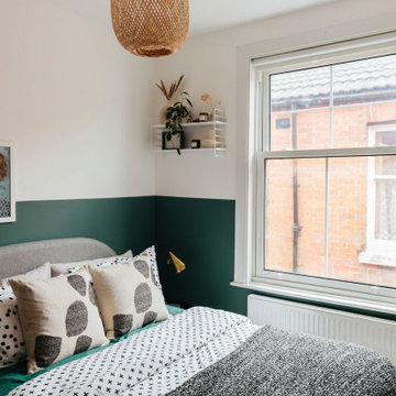 Emerald green cosy bedroom