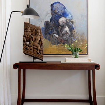Houzz Tour: Art and Natural Light Shine in a Contemporary Apartment