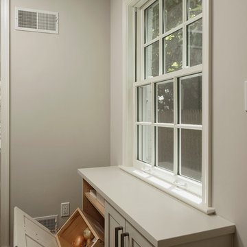 Chevy Chase, Maryland - Mid-Century Modern - Kitchen