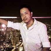 Ogie Camat's photo
