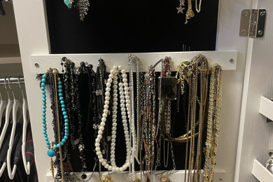 Example of a closet design in Dallas