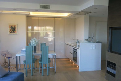 Idée de décoration pour une cuisine design.