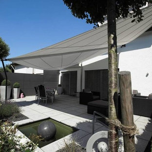 ベルリンのおしゃれなデッキ (噴水、オーニング・日よけ) の写真