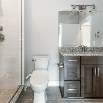 Modified Parker IV with Full In-Law Suite and Kitchenette  |  Naperville, IL