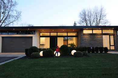 Oakville modern house