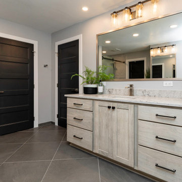 Bath Remodel Adds Texture, Color and Storage