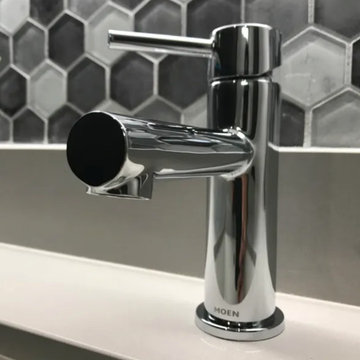 Moen Single hole Bathroom Faucet on Vanity
