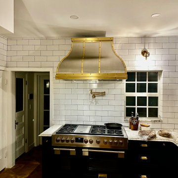 Let the Range Hood Shine in Your Kitchen-The Charm of Stainless Steel