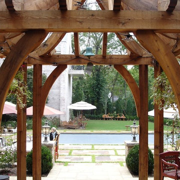 Bell Curve Arbor