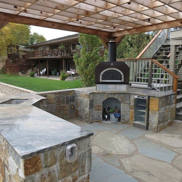 Outdoor Kitchen