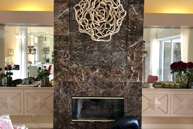 Example of a classic living room design in Tampa