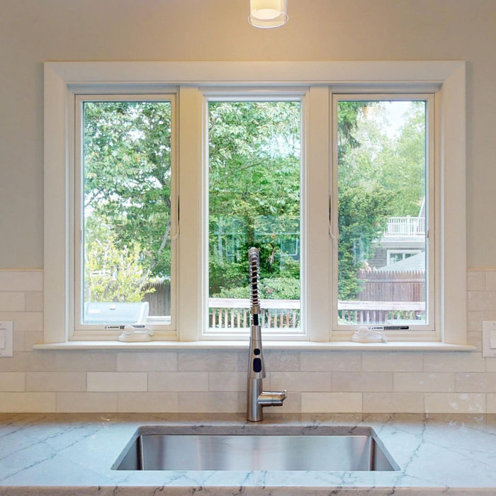 A window with tree view