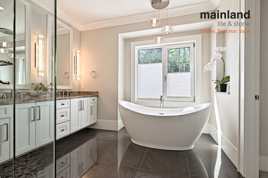 Design ideas for a transitional bathroom in Vancouver.
