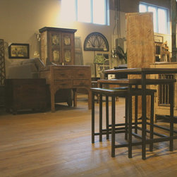 Chairs and Recliners - Products