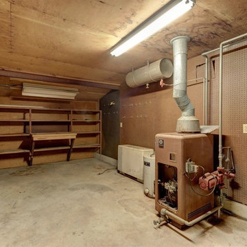 Mid Century Home Ready for Makeover